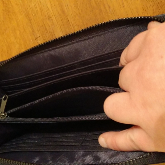 Wallet - Picture 4 of 6